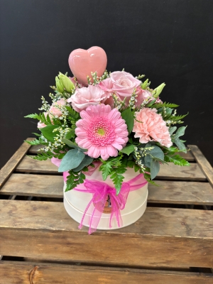 Medium Seasonal Hat Box