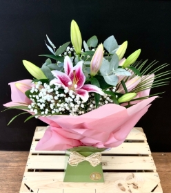 Lily Bouquet (hand tied in water)